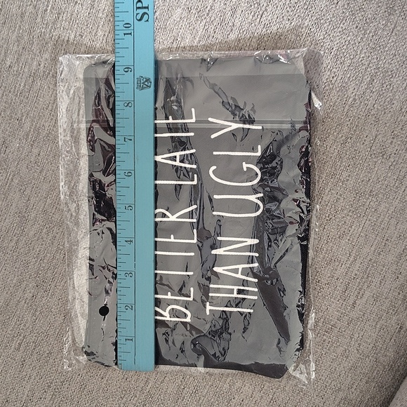 ๐ 2 Piece "Better Late Than Ugly" Gift Set. Mug and Makeup Bag - Picture 8 of 11